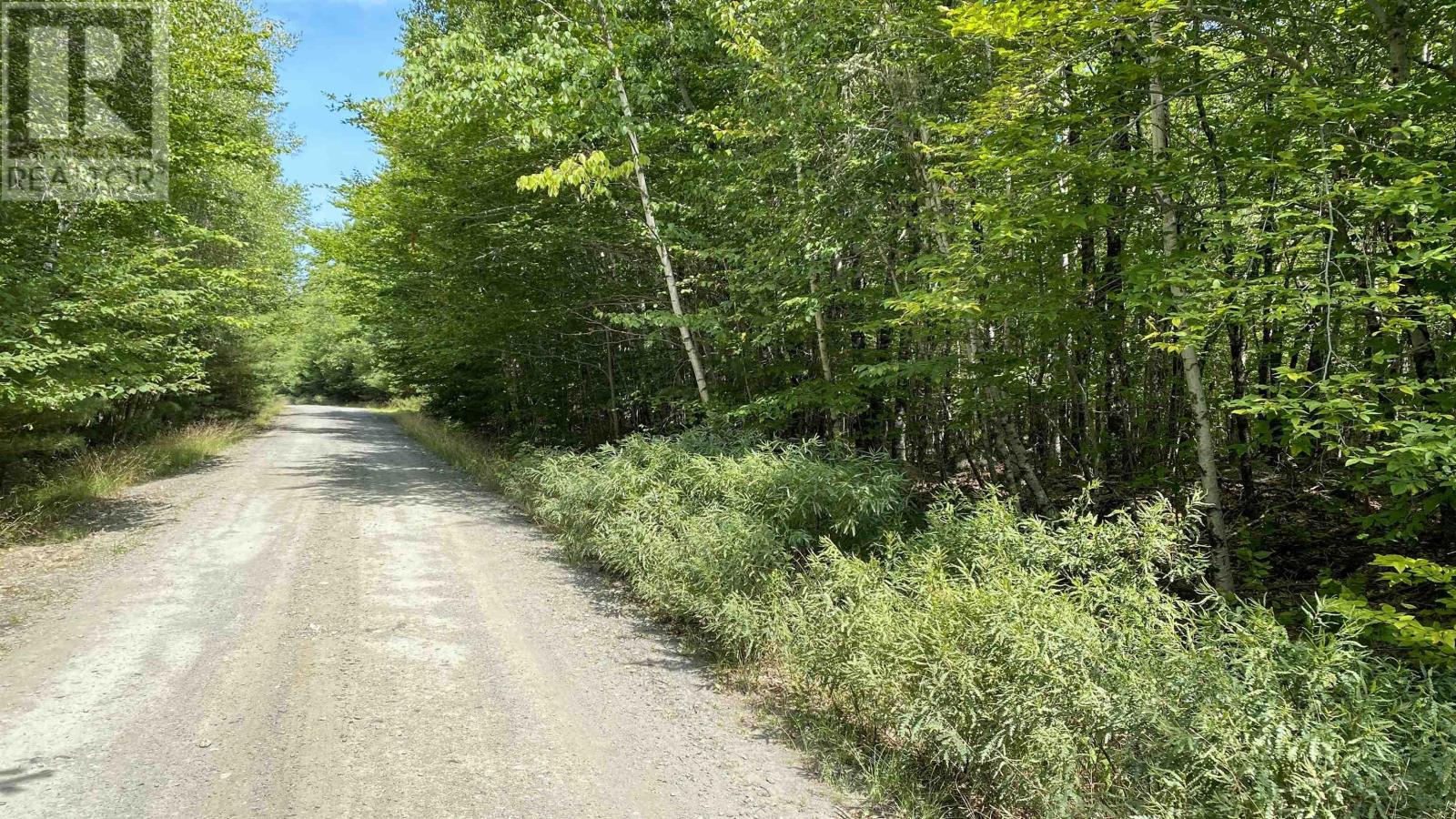 18 Peters Point Rd, South Brookfield, NS B0T 1X0