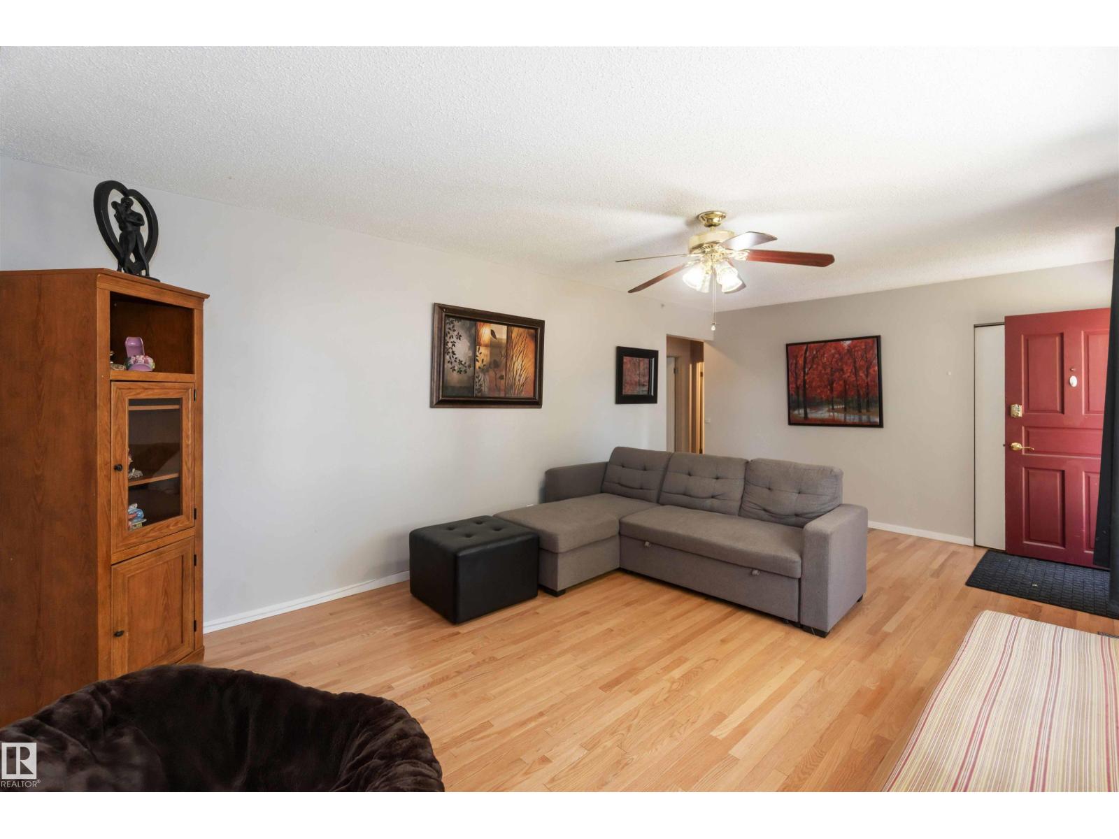 63 St Nw Unit 13124, Edmonton, AB T5A 0W8