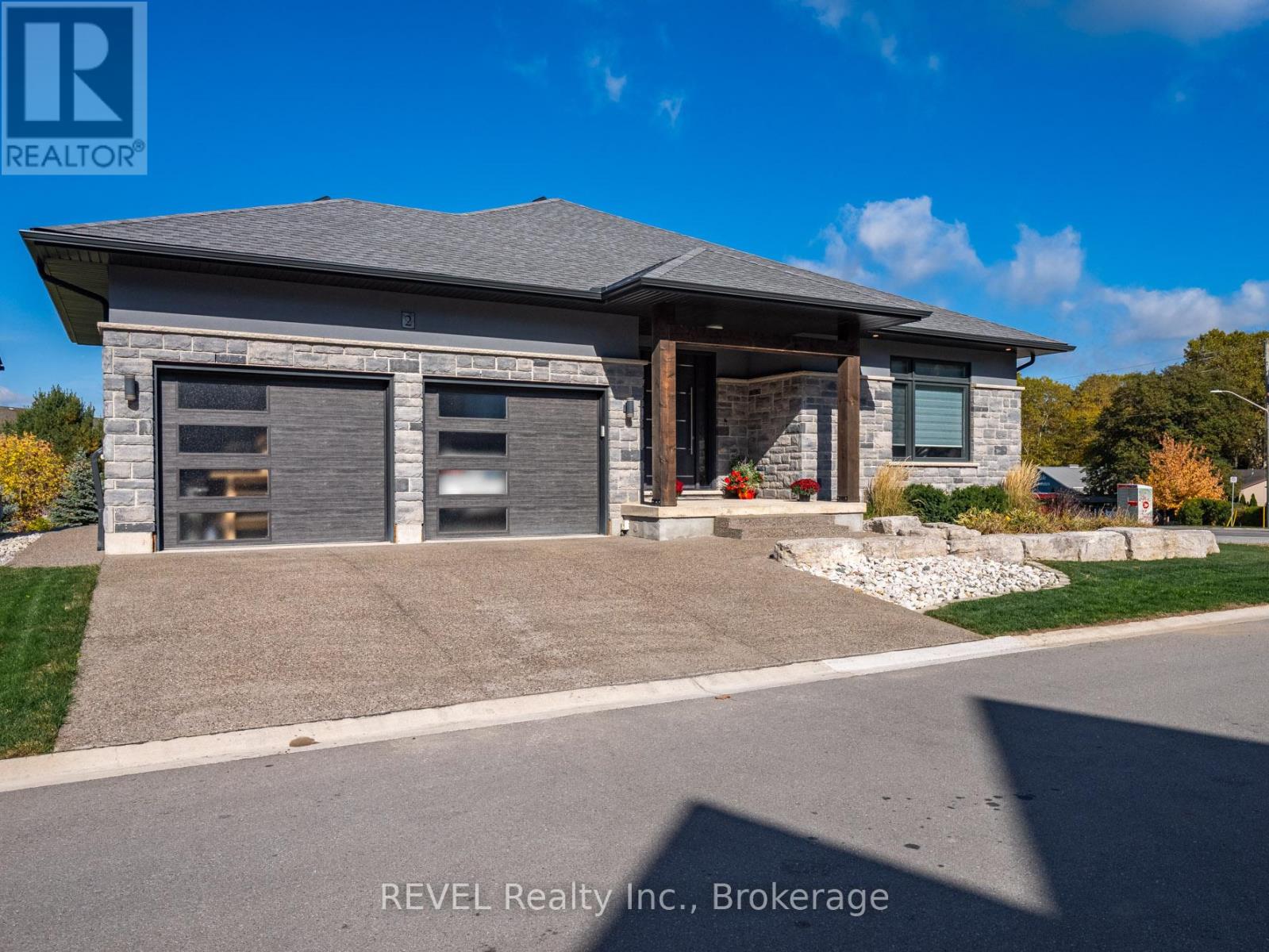 9 2 Fedorkow Ln, Niagara-on-the-lake St. Davids, ON L0S 1P0