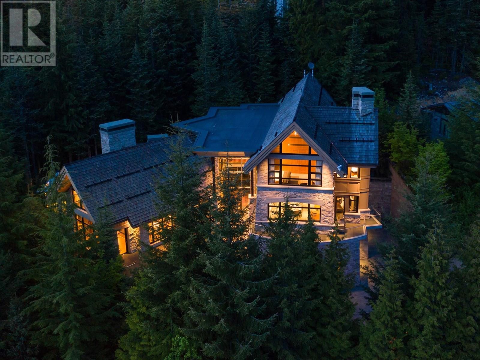 2286 Nordic Dr, Whistler, BC V8E 0A6