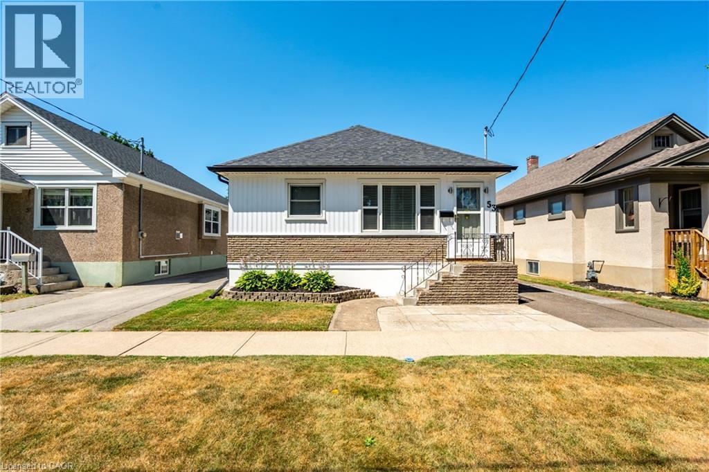 53 Junkin St, St. Catharines, ON L2R 1N5