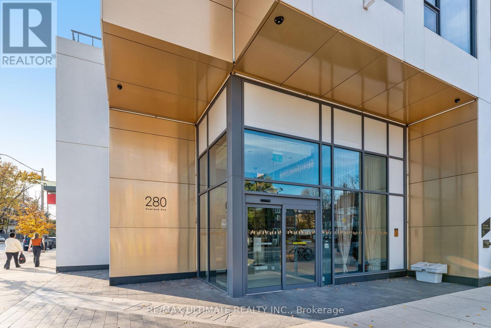 617 280 Howland Ave, Toronto, ON M5R 0C3