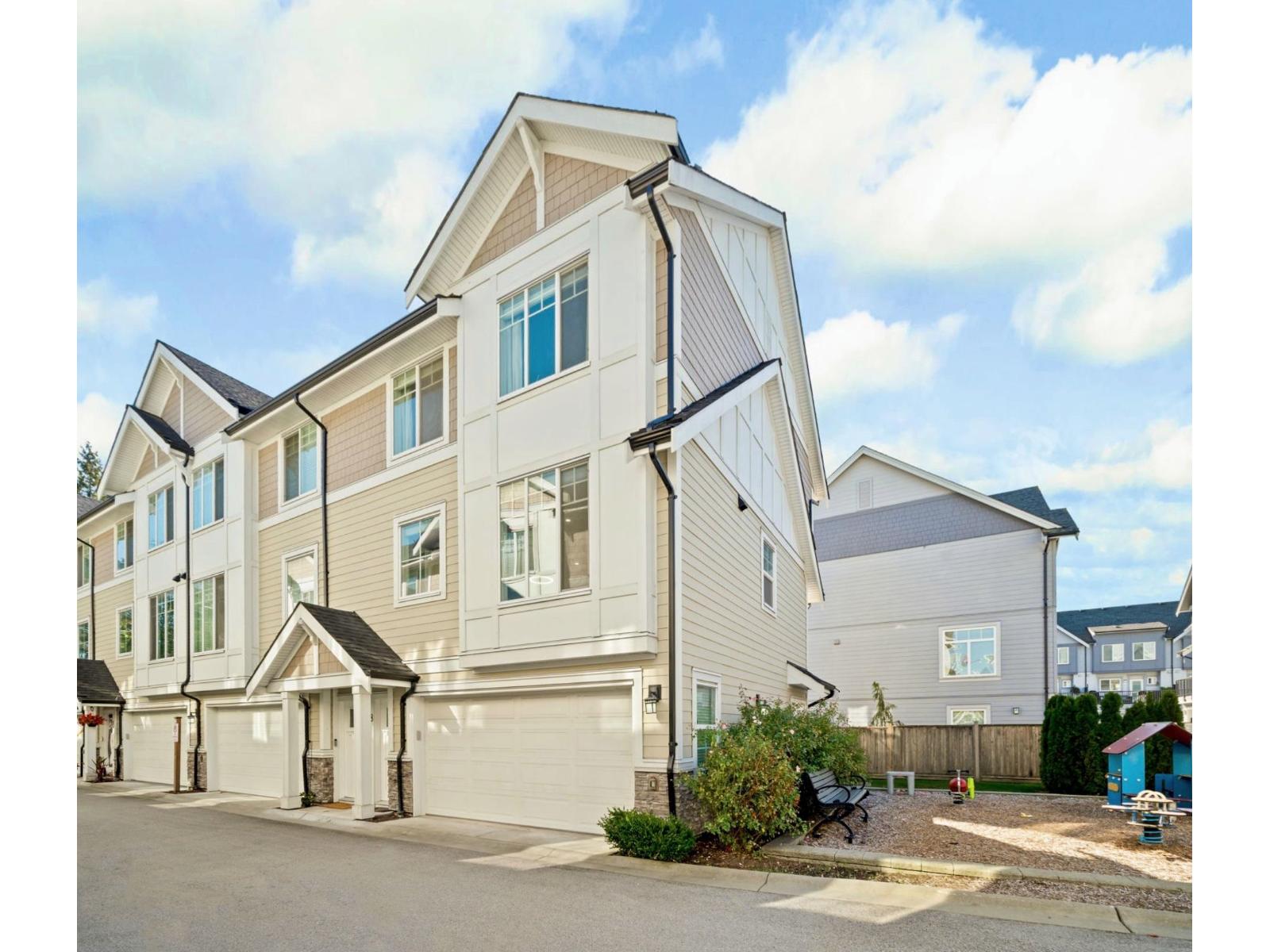 7056 192 Street Unit 8, Surrey, BC V4N 6S6