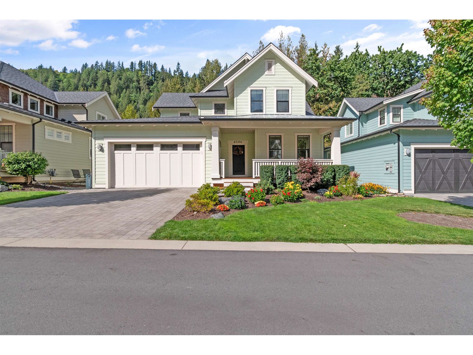 43306 Creekside Circlecultus Lk S, Lindell Beach, BC V2R 0Z4