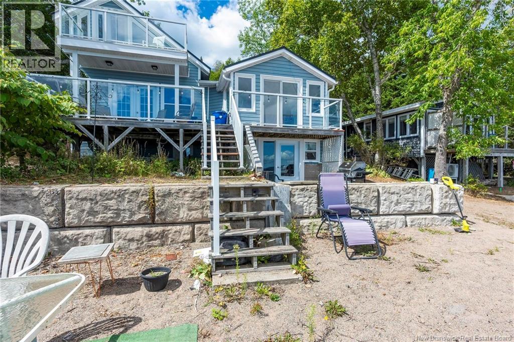 6 Irvin Ln, Grand Bay-Westfield, NB E5K 2L6