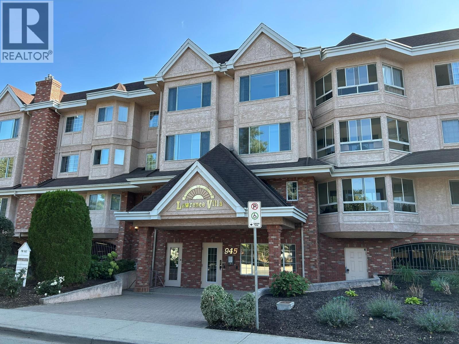 945 Lawrence Avenue Unit 304, Kelowna, BC V1Y 6M3
