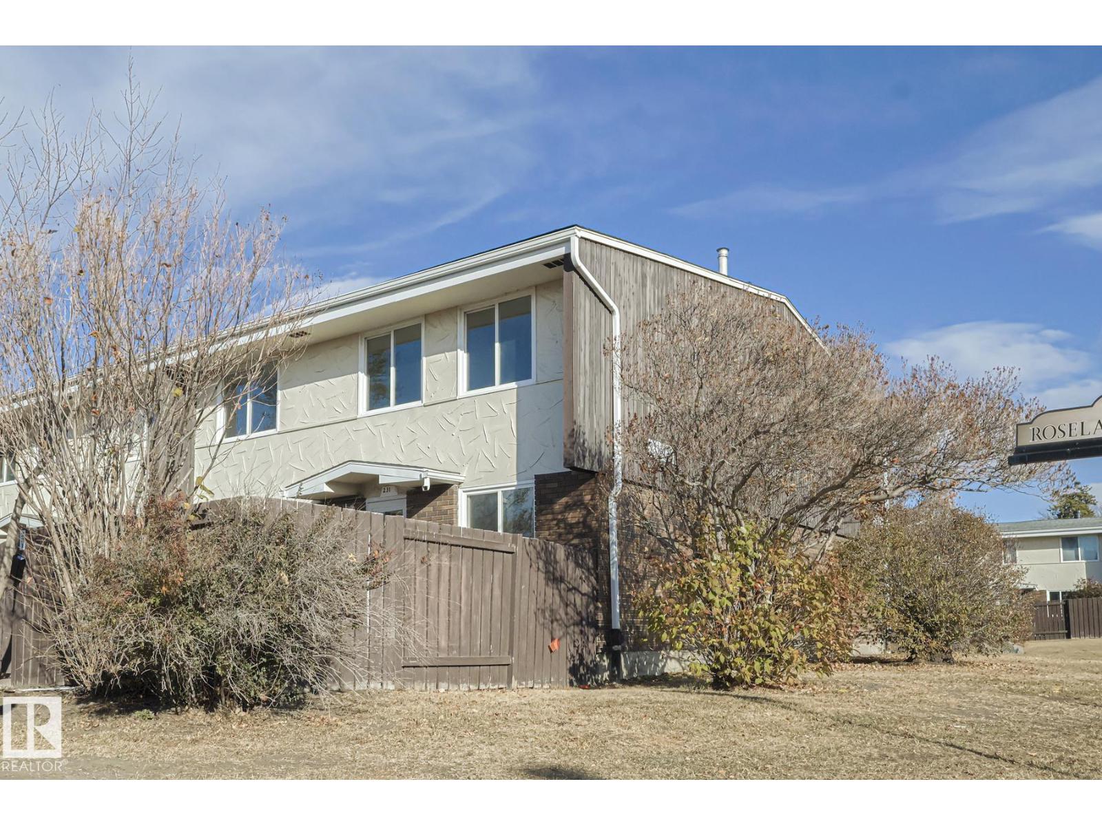 231 Roseland Vg NW, Edmonton, AB T5E 5R6