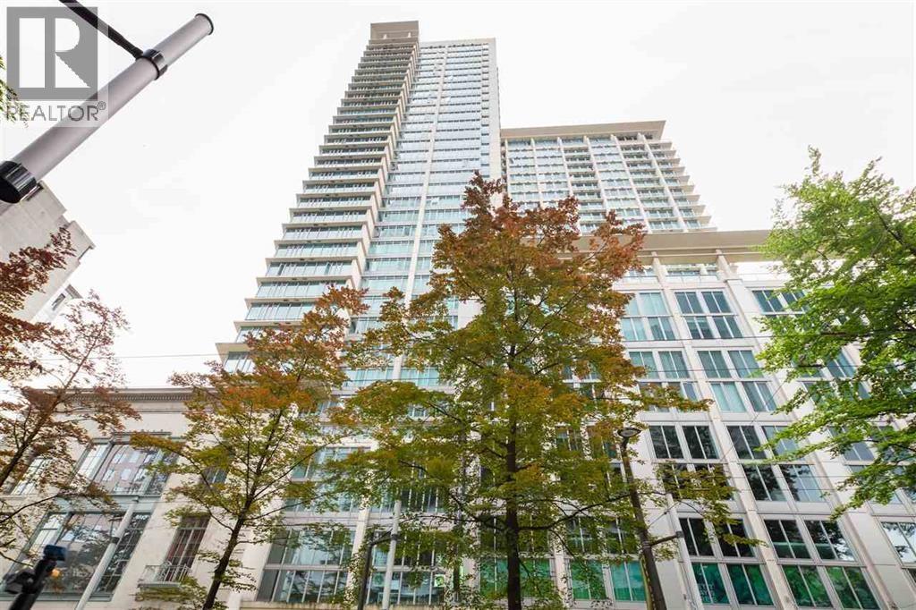 610 Granville Street Unit 807, Vancouver, BC V6C 3T3