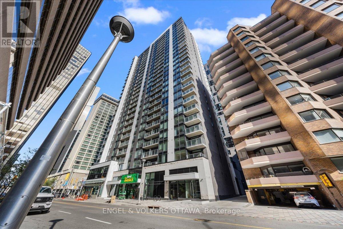 1704 340 Queen St, Ottawa, ON K1R 0G1