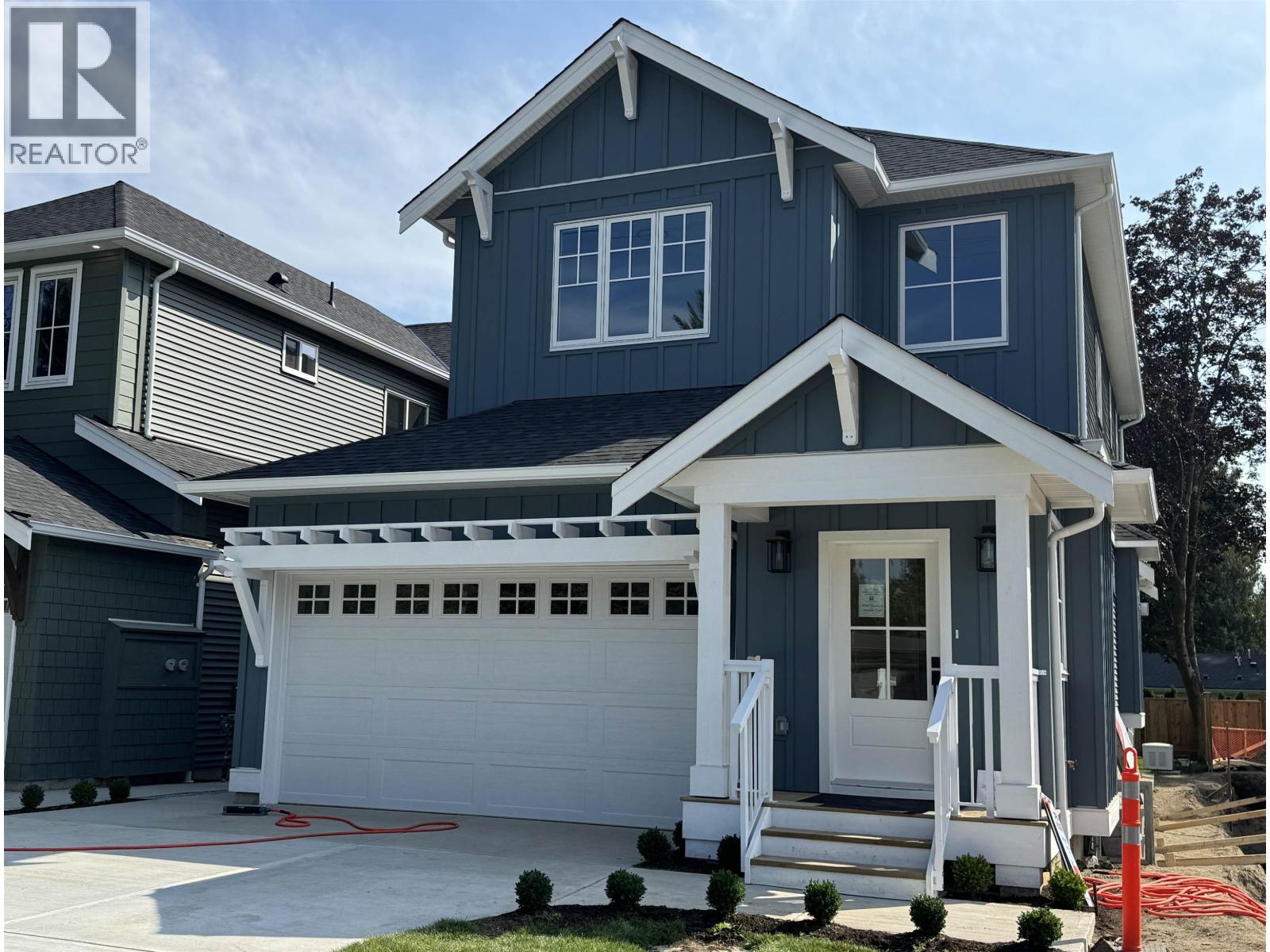19564 Hammond Rd, Pitt Meadows, BC V3Y 1L5
