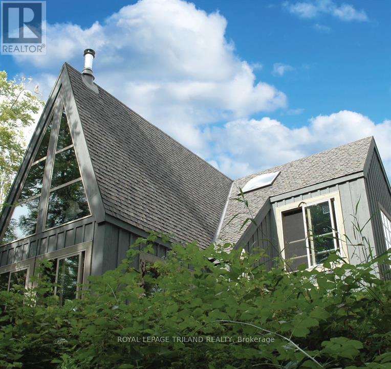 253 Elginfield Rd, North Middlesex, ON N0M 2K0