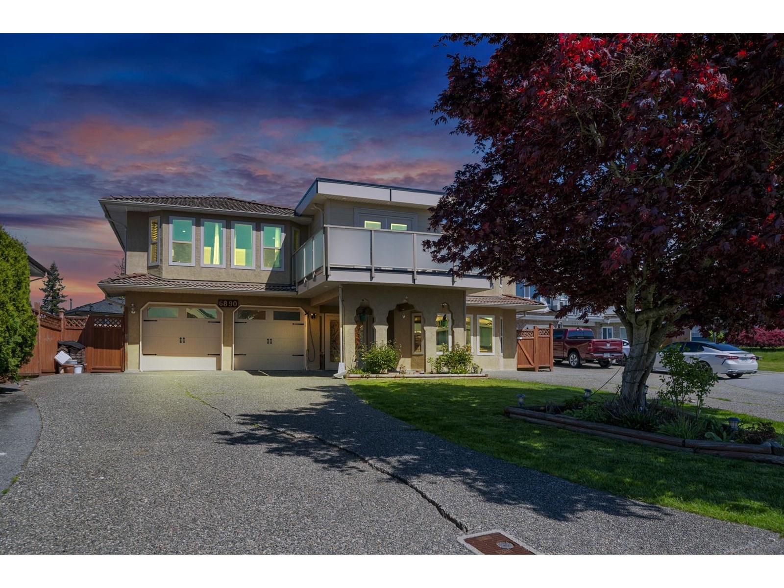 123 Street Unit 6890 #a, Surrey, BC V3W 0X4