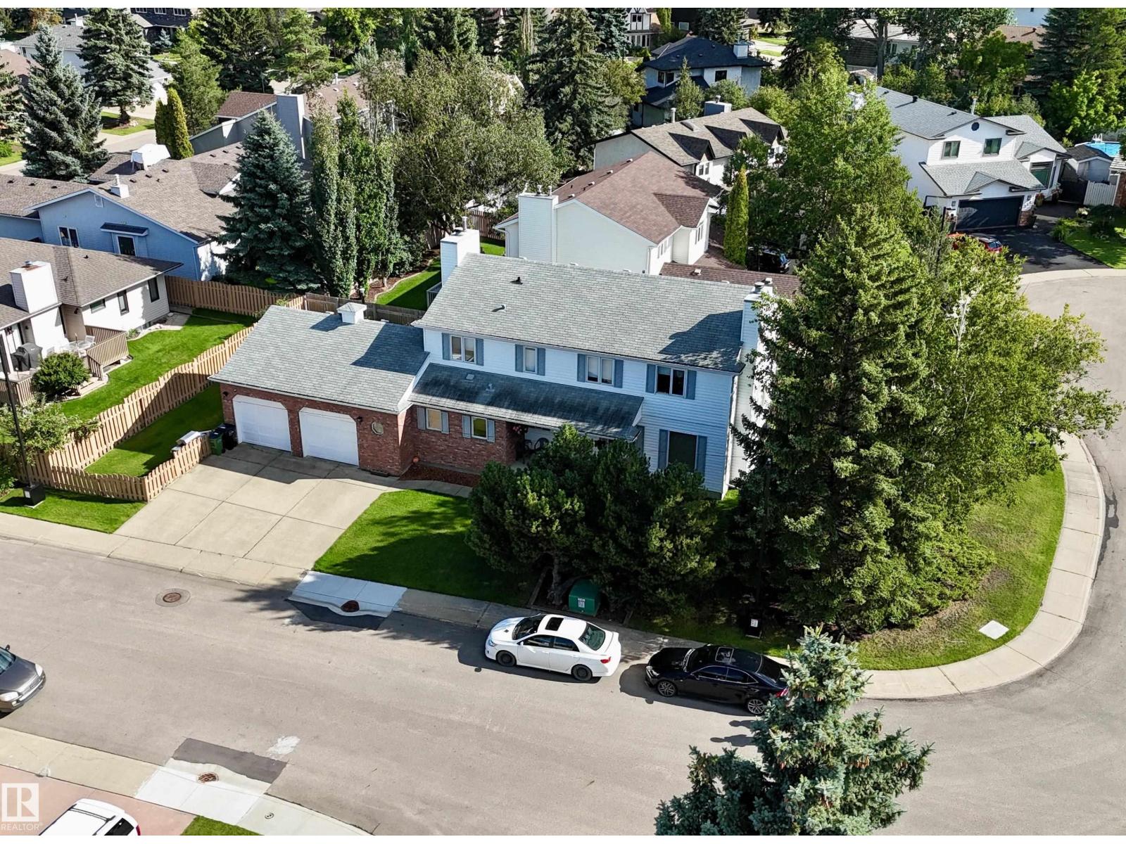 240 Waygood Rd NW, Edmonton, AB T5T 5M3