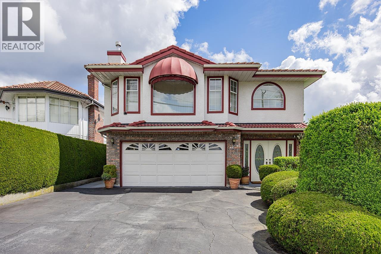 7168 Sussex Ave, Burnaby, BC V5J 3V3