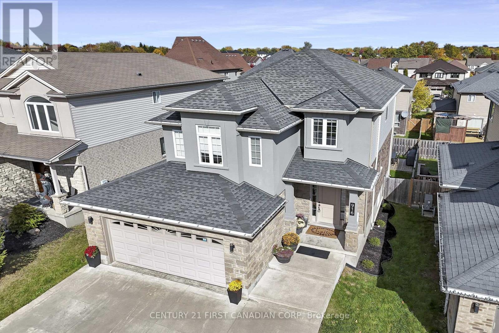 916 Roulston St, London, ON N6H 0E6