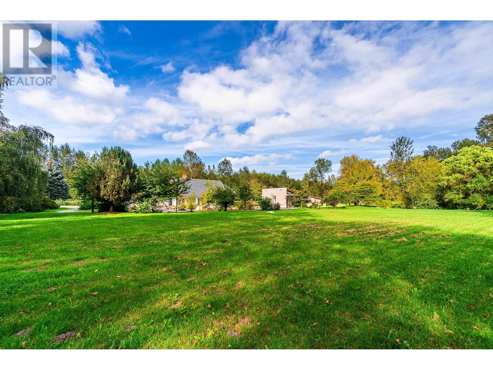9260 Sidaway Rd, Richmond, BC V6W 1C2