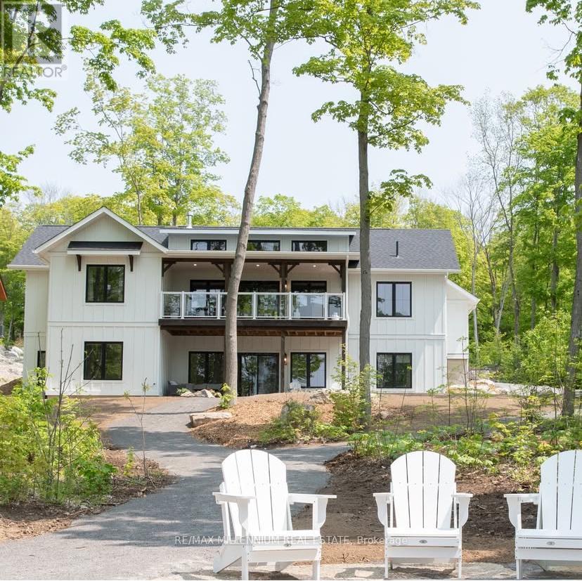 24 Rory Dr, Selwyn, ON K0L 2H0