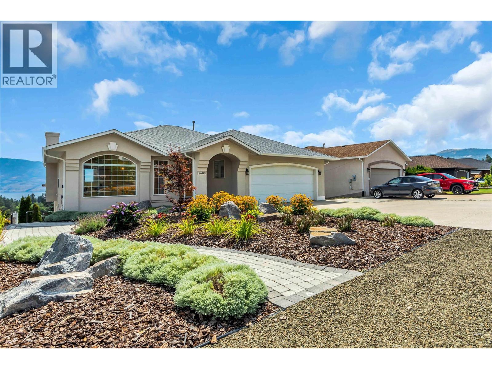 2609 Wild Horse Dr, West Kelowna, BC V4T 2K9