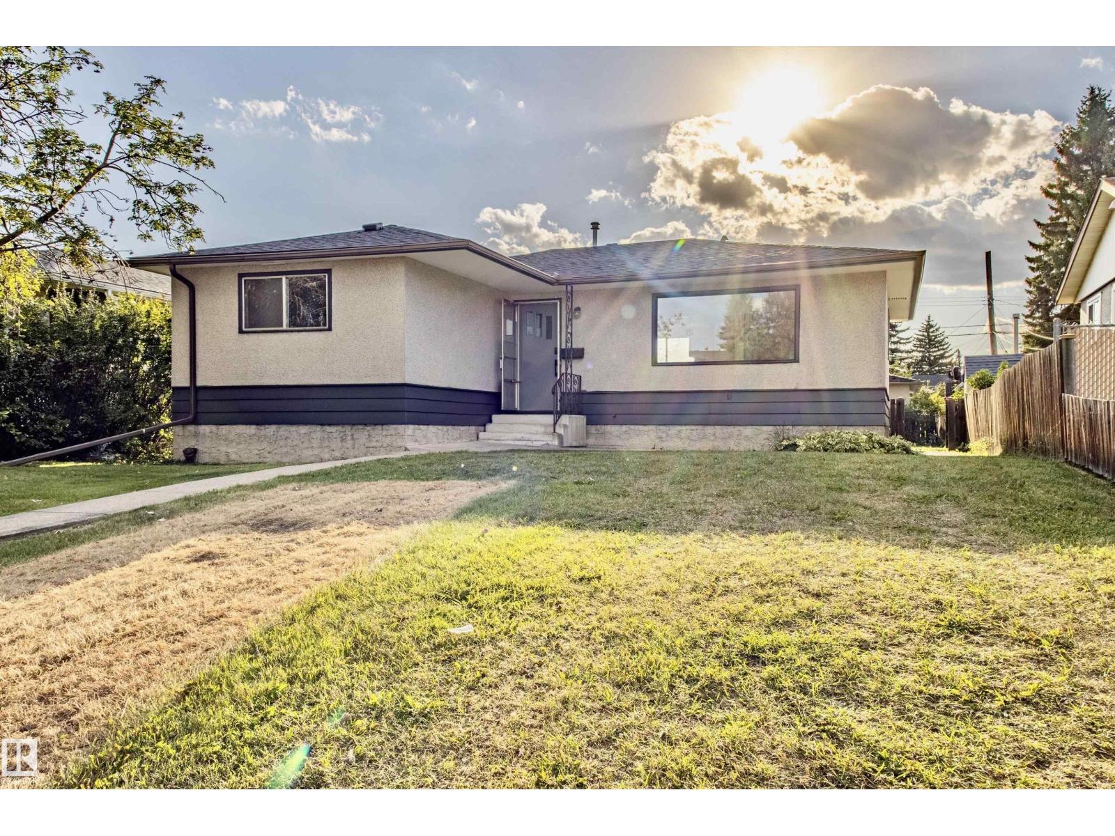 105 St Nw Unit 13336, Edmonton, AB T5E 4S5