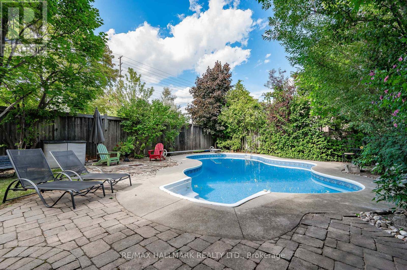 3288 Equestrian Cres, Mississauga, ON L5M 6T1