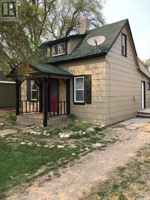 110 4th Avenue East, Watrous, SK S0K 4T0