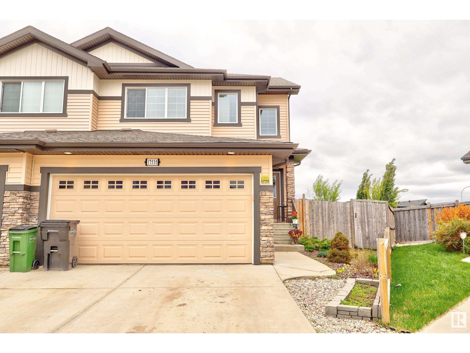 13 Av Sw Unit 17535, Edmonton, AB T6W 2J8