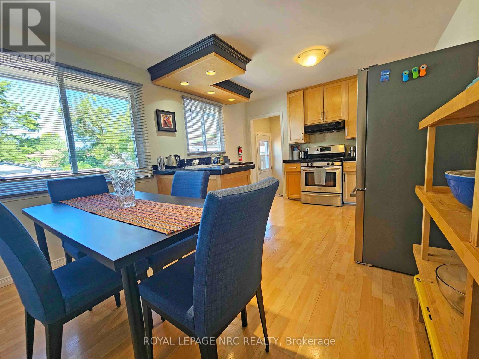 228 Pelham Rd, St. Catharines, ON L2S 1X6