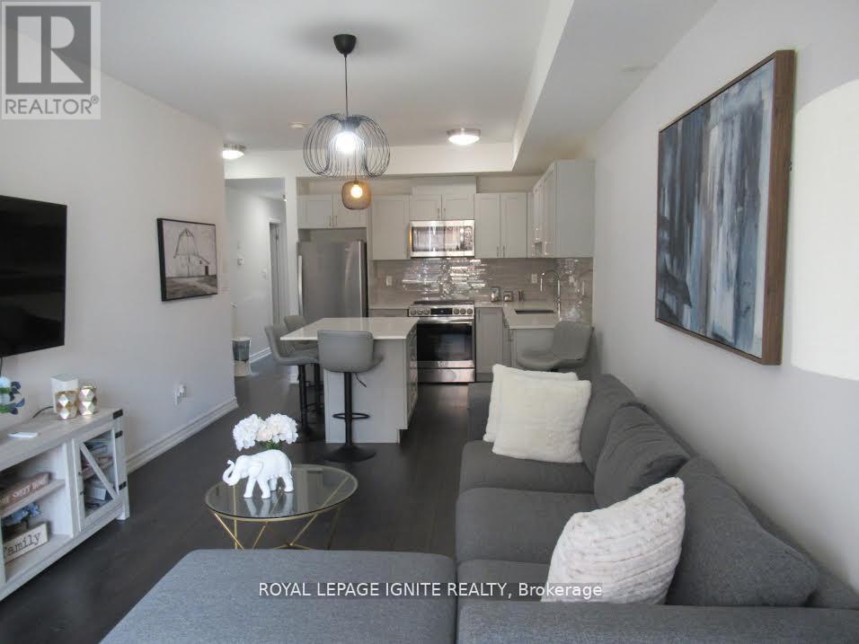 13 196 Pine Grove Rd, Vaughan, ON L4L 1X3