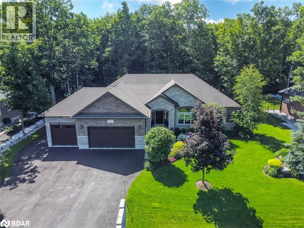 126 Mennill Dr, Springwater, ON L9X 0J2
