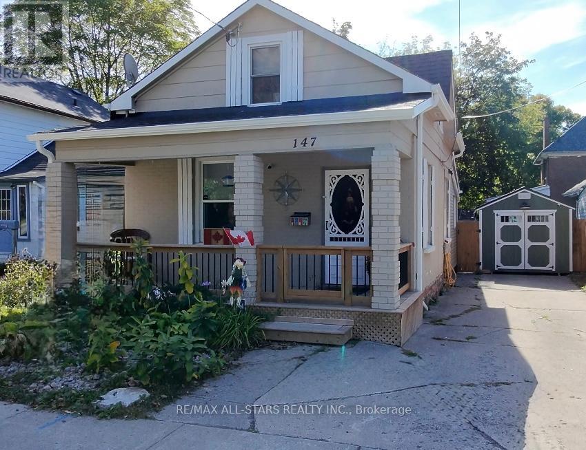 147 Lake St Ward 3 St, Peterborough, ON K9J 2H2