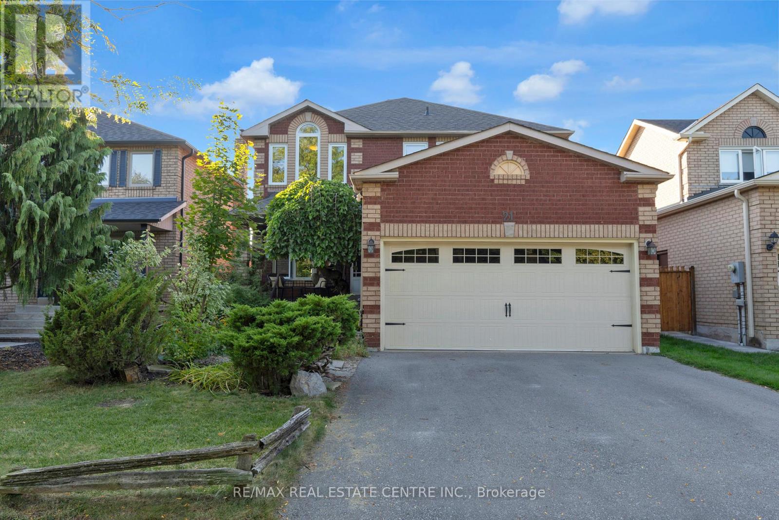 21 Watson Rd, Halton Hills, ON L7G 5P4