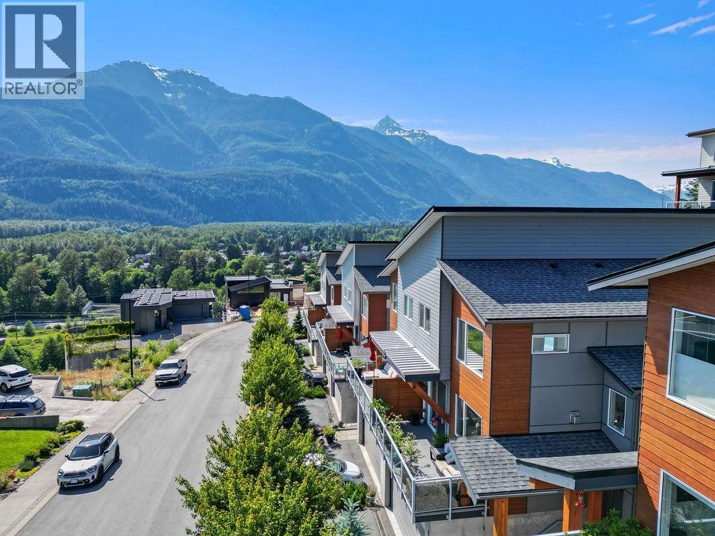 41320 Horizon Dr, Squamish, BC V8B 0Y7
