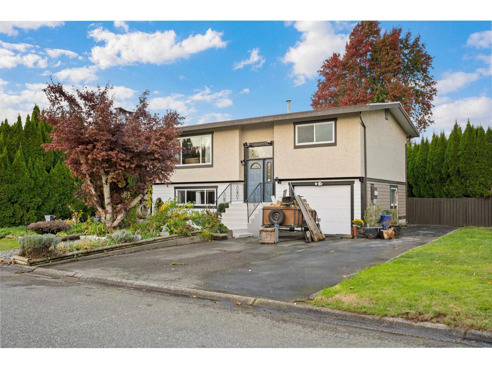 45305 Paisley Avenuechilliwack Proper W, Chilliwack, BC V2P 7B4