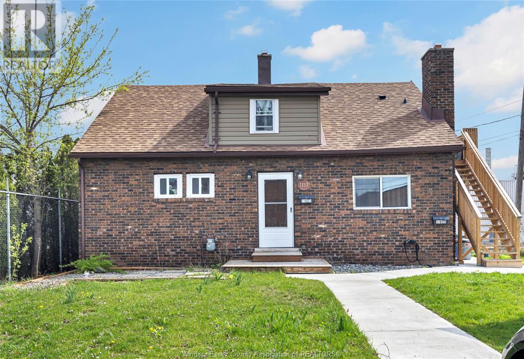1182 Henry Frd, Windsor, ON N8Y 2T6