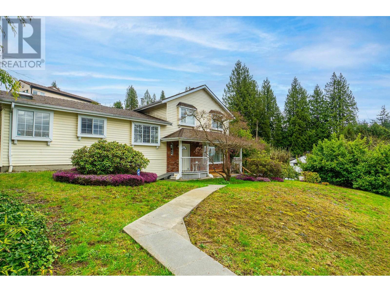 100 E Kensington Rd, North Vancouver, BC V7N 1P1