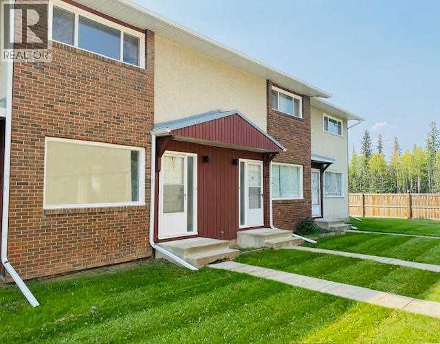 441 Switzer Drive Unit 20, Hinton, AB T7V 1Z7
