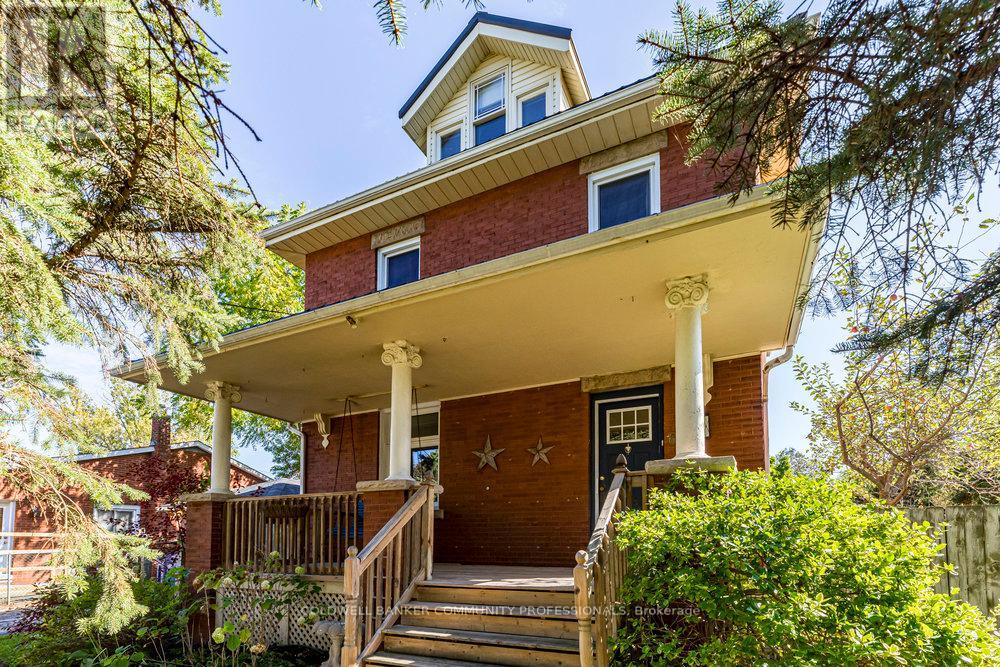 627 Eramosa Rd, Guelph, ON N1E 2N6