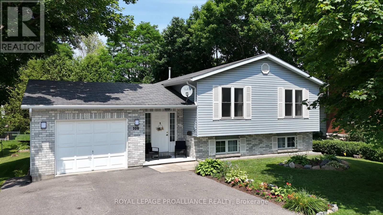 108 Elgin St, Centre Hastings, ON K0K 2K0