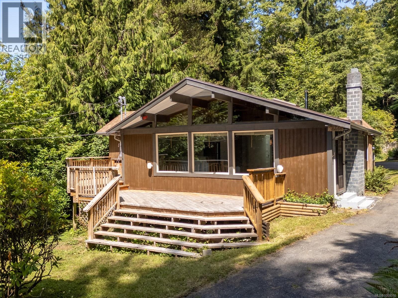 8646 W Coast Rd, Sooke, BC V9Z 1H2