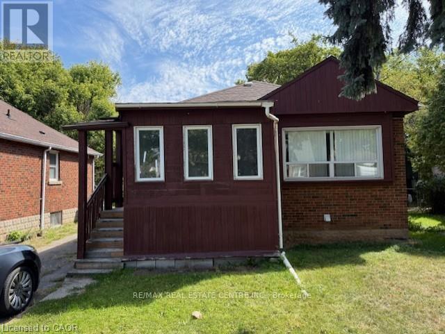 77 Emerson St, Hamilton, ON L8S 2X5