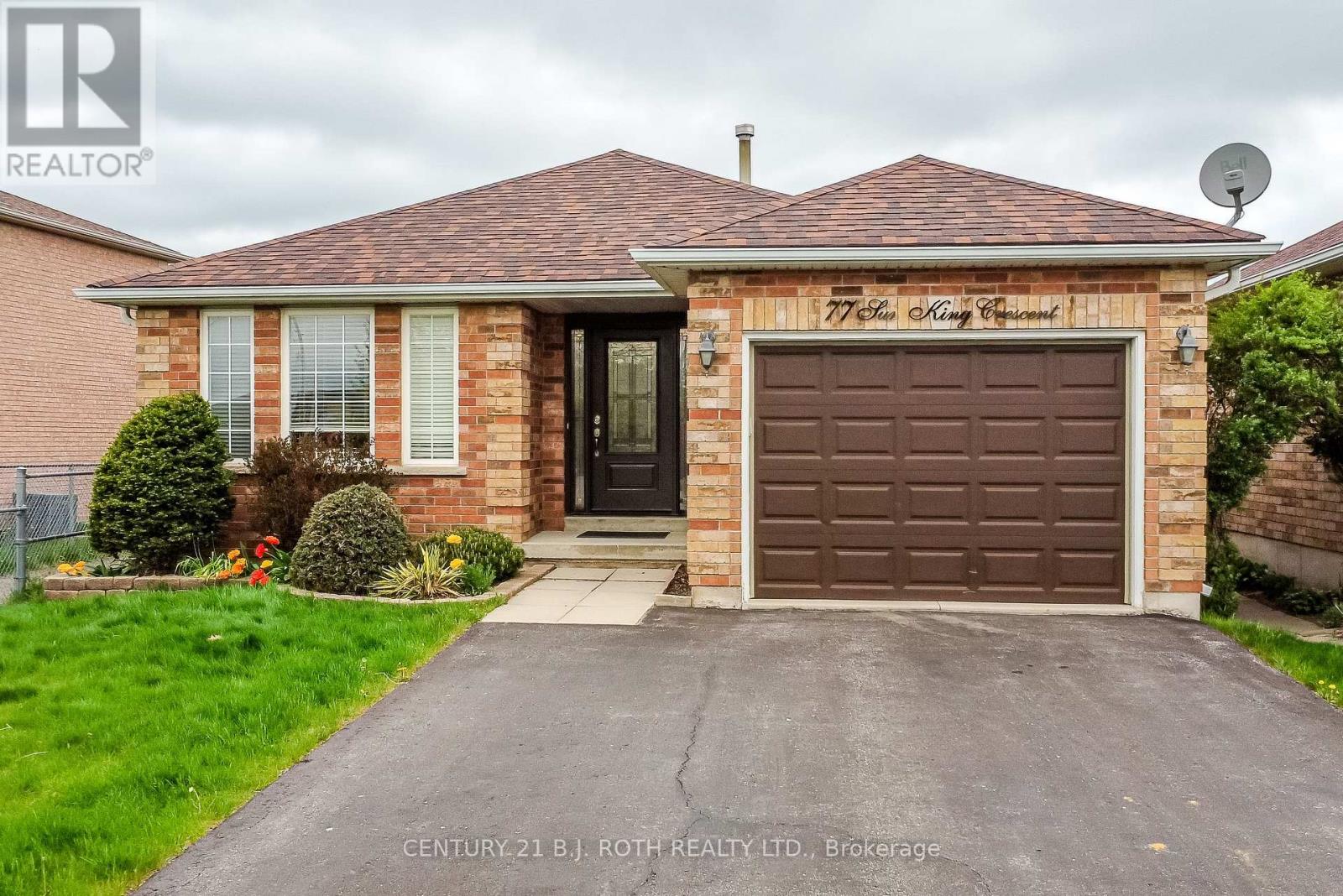 77 Sun King Cres, Barrie, ON L4M 7K4