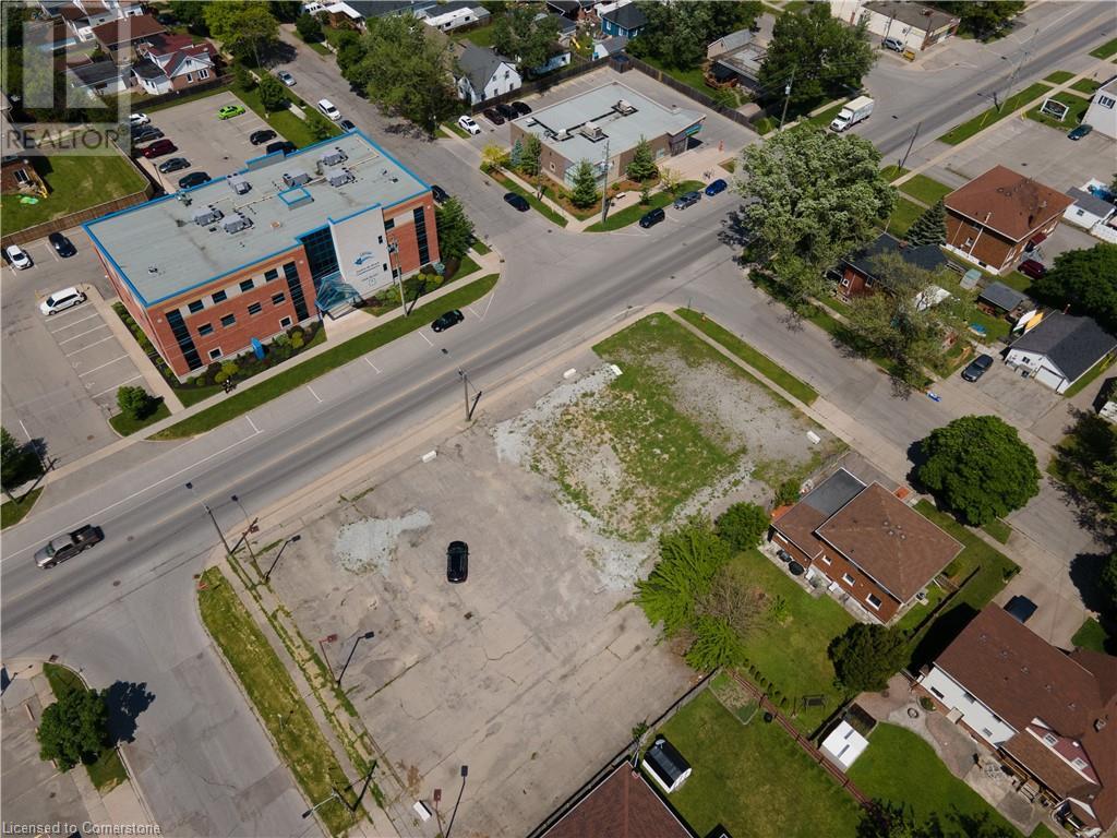 811 E Main St, Welland, ON L3B 3Y6