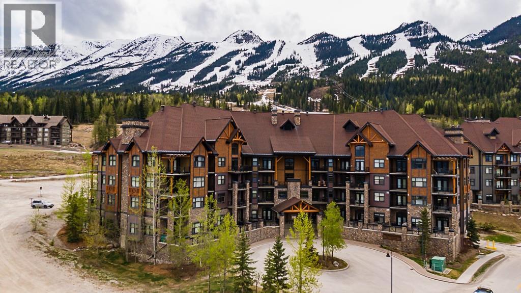 1545 Kicking Horse Trail Unit 307 Trl, Golden, BC V0A 1H2