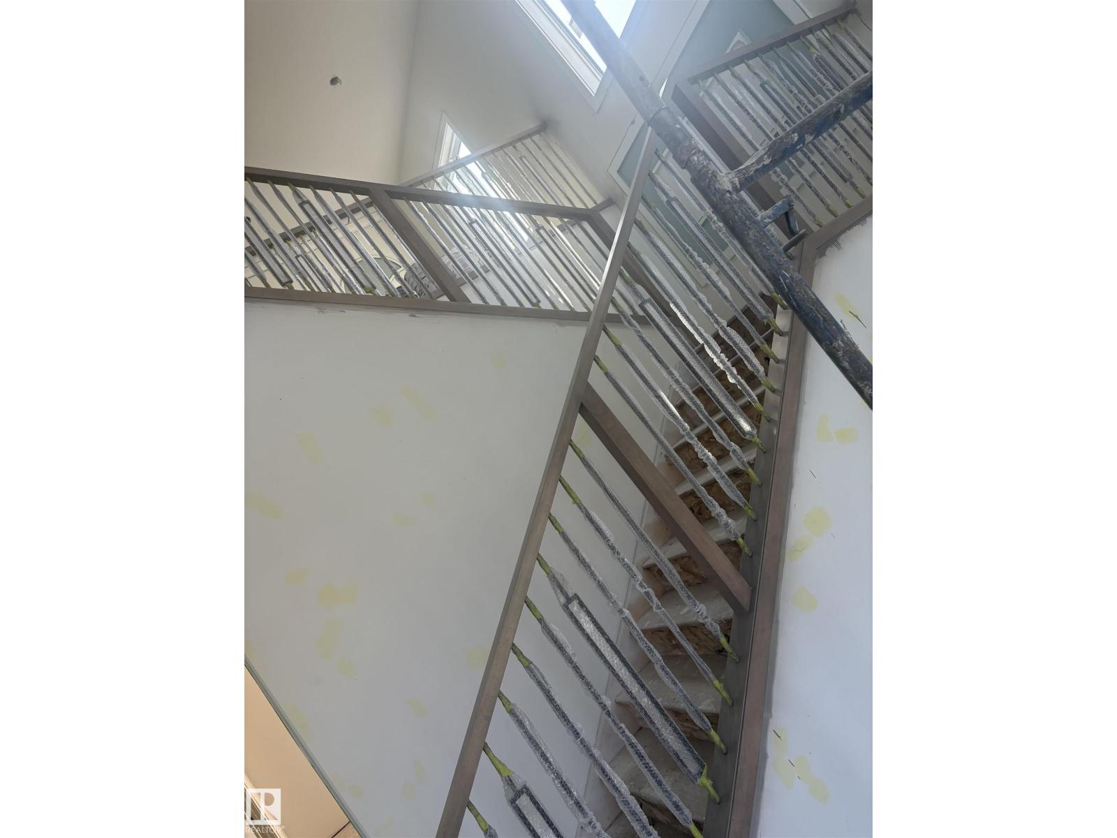 160 Edgewater Ci, Leduc, AB T9E 1K5