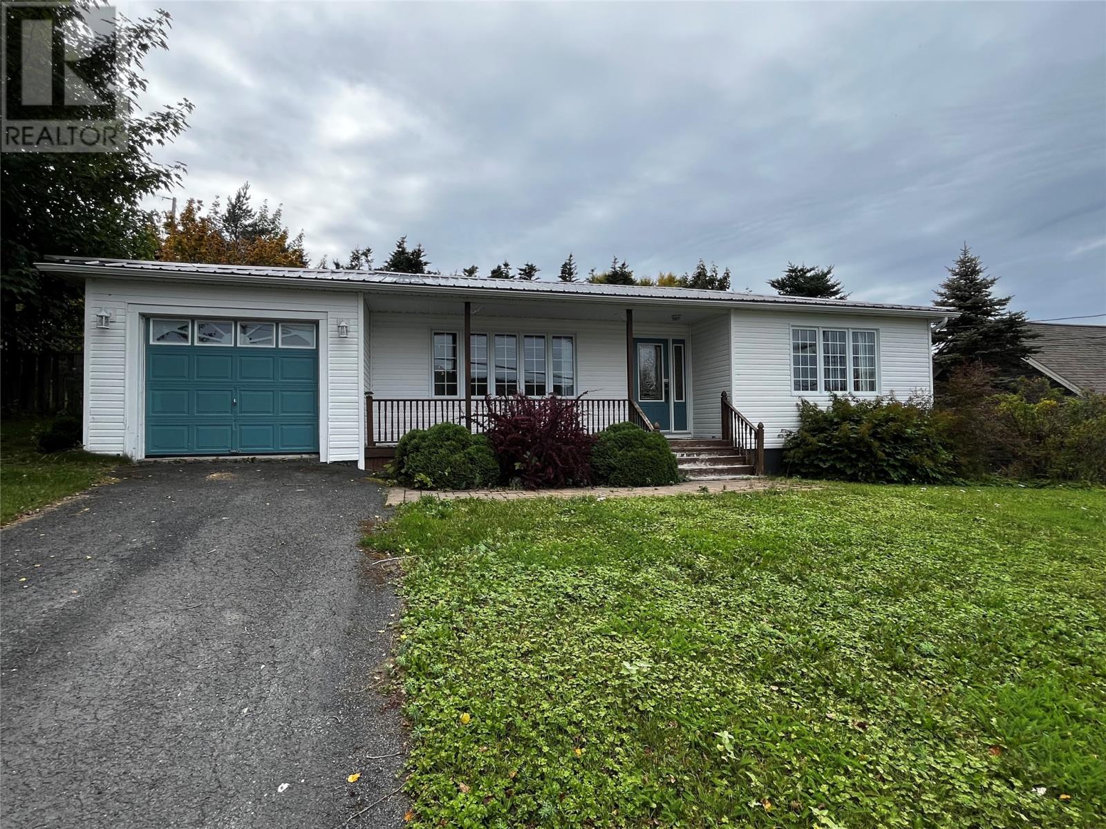 105 Main Rd, Winterton, NL A0B 3M0