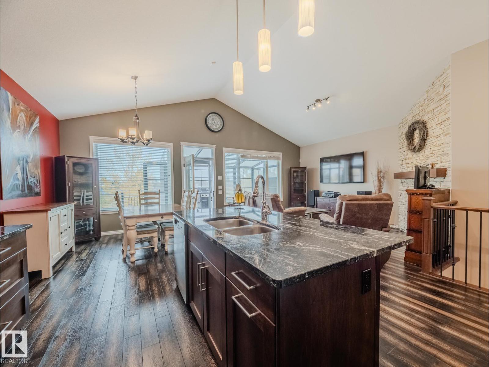 172 Mcdowell Wd, Leduc, AB T9E 0M3