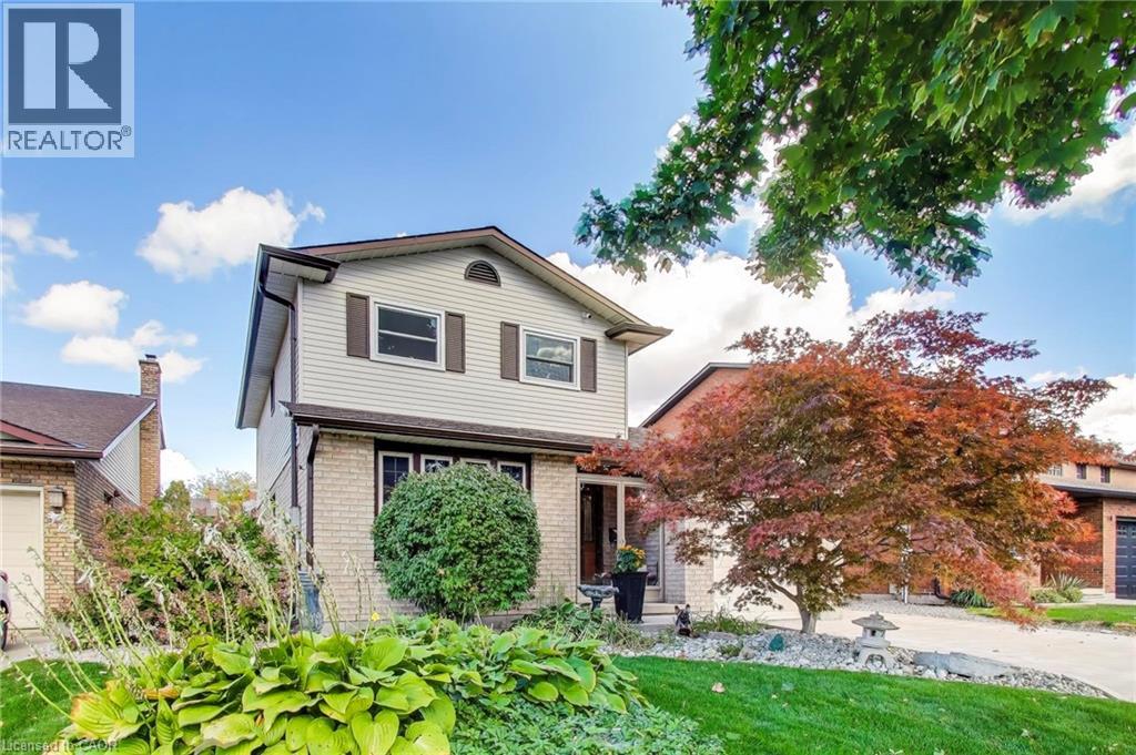 12 Kingsview Dr, Hamilton, ON L8J 2K5