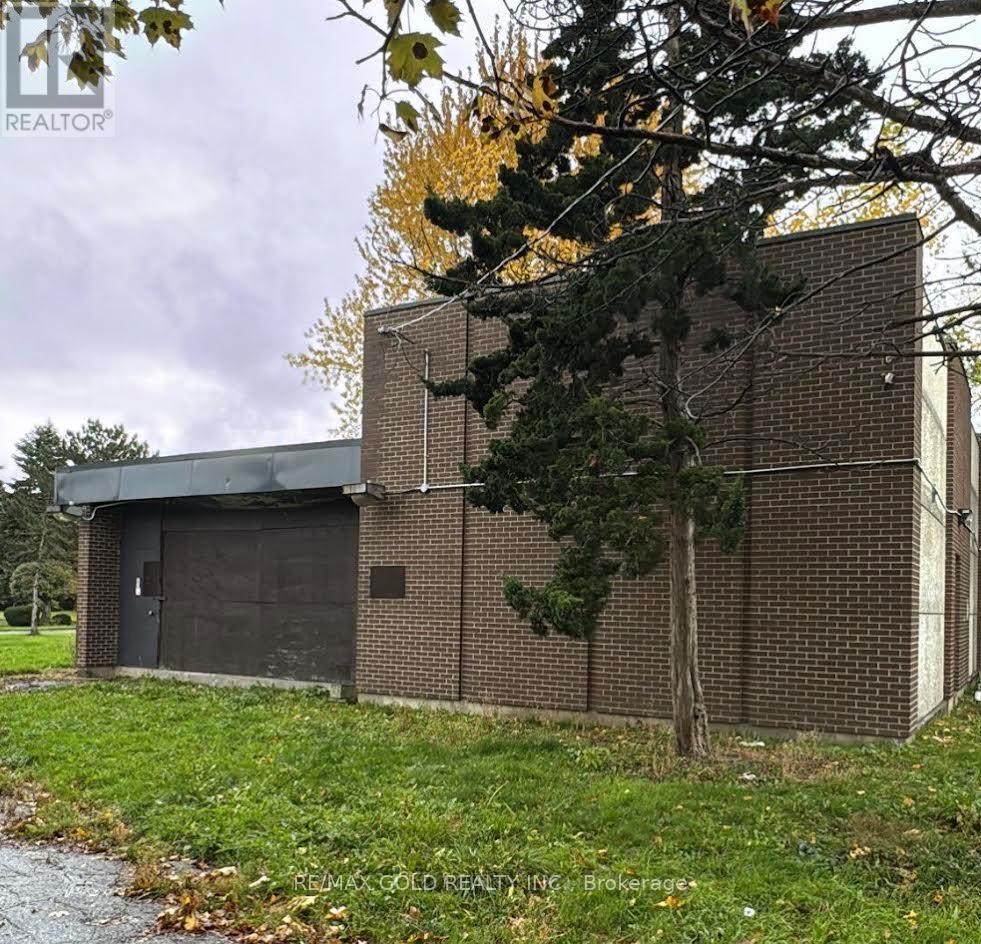 6 Easton Pl, Brampton, ON L6T 2A7