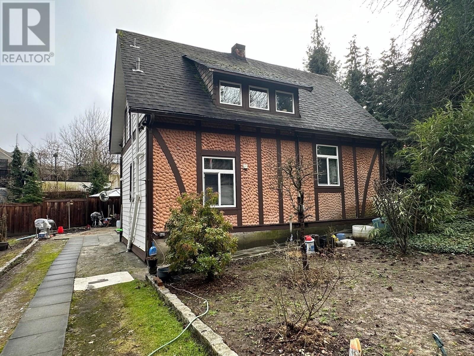 5070 Canada Way, Burnaby, BC V5E 3N2