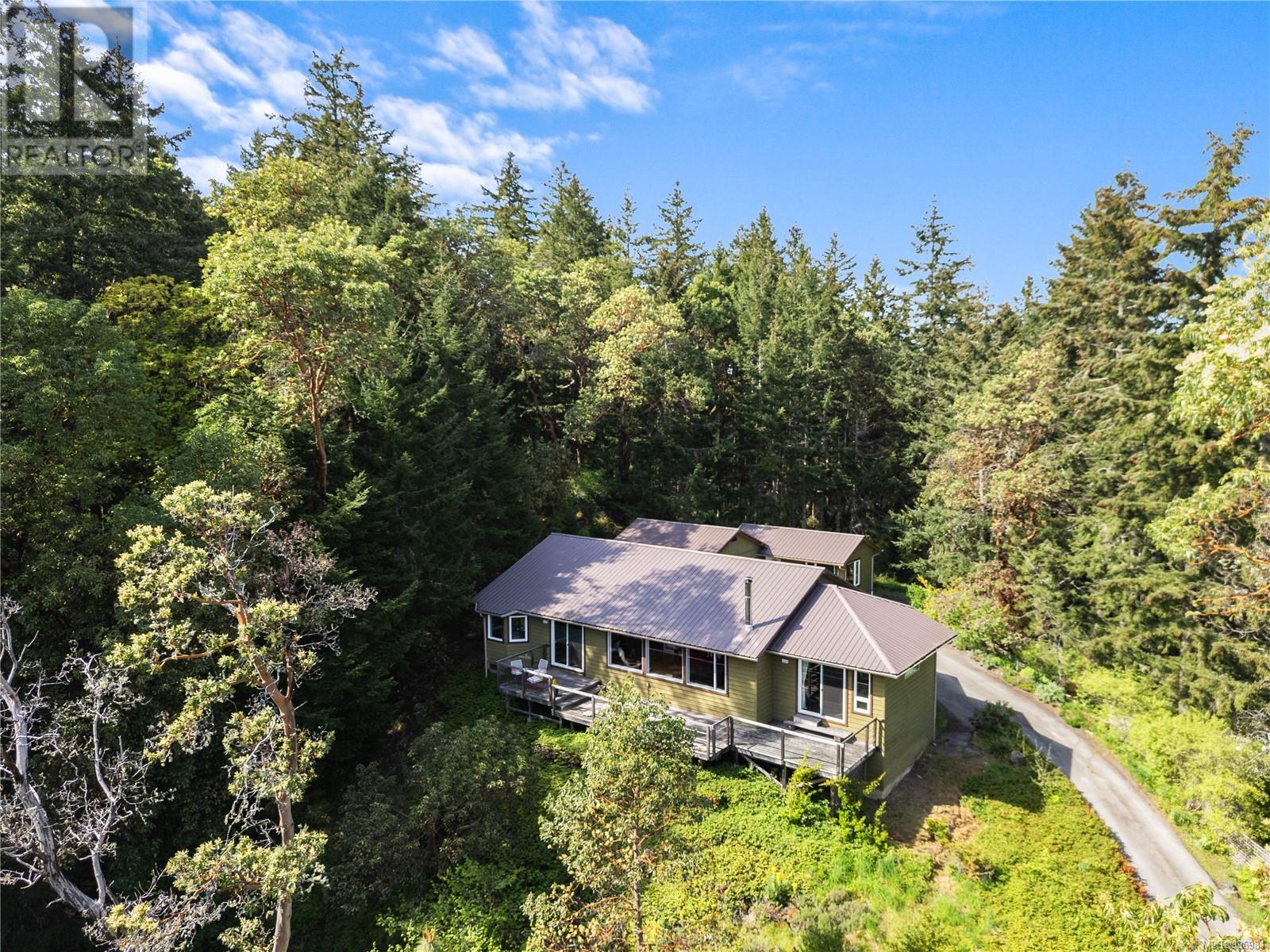 260 Old Divide Rd, Salt Spring, BC V8K 2G7